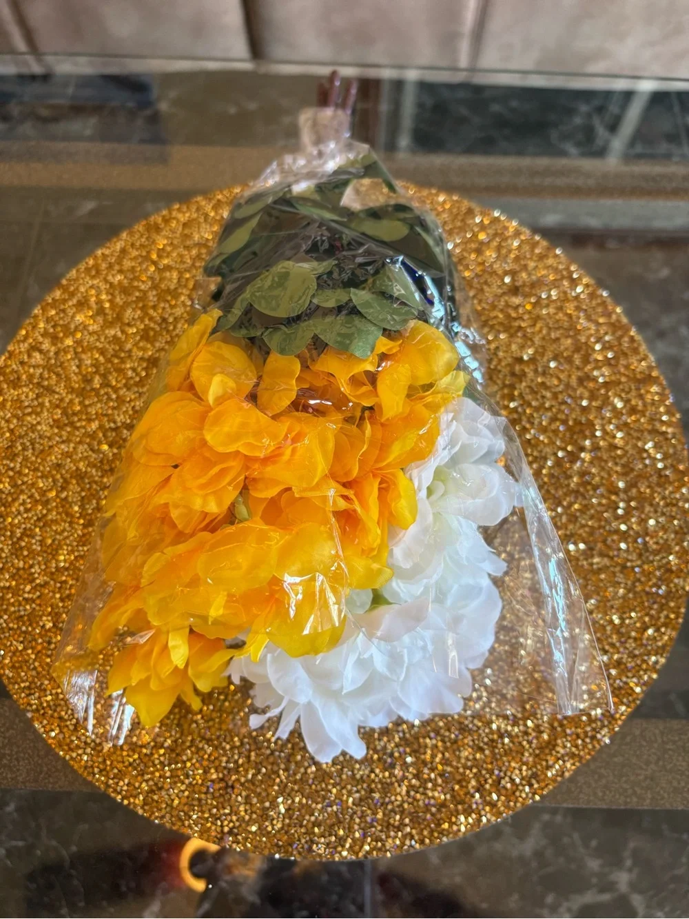 Yellow and White NWT  Artificial Hydrangea Bouquet for Home & Party Decor